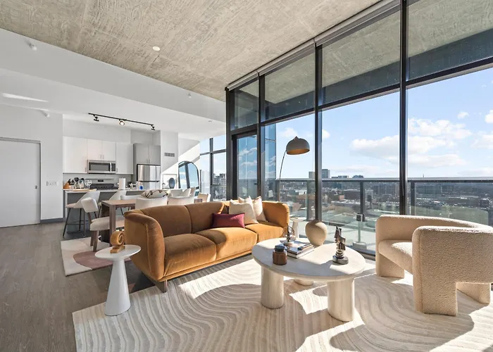 Fulbrix Bright Designer With West Loop Views Apartment *