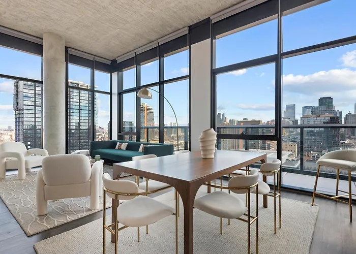 Fulbrix Bright Designer With West Loop Views