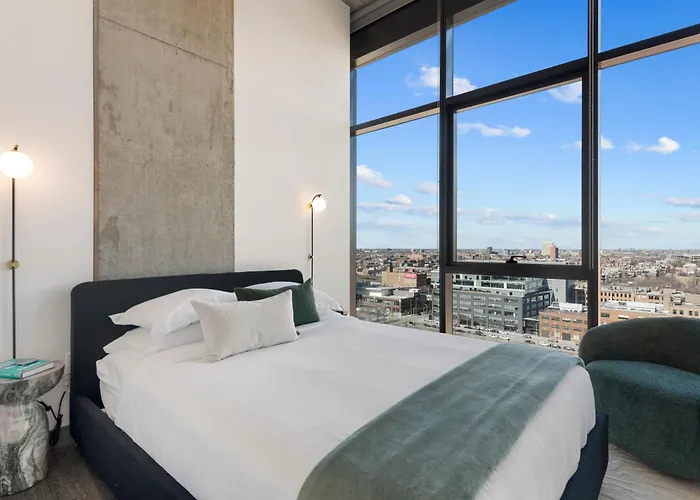 Fulbrix Bright Designer With West Loop Views Apartment Chicago
