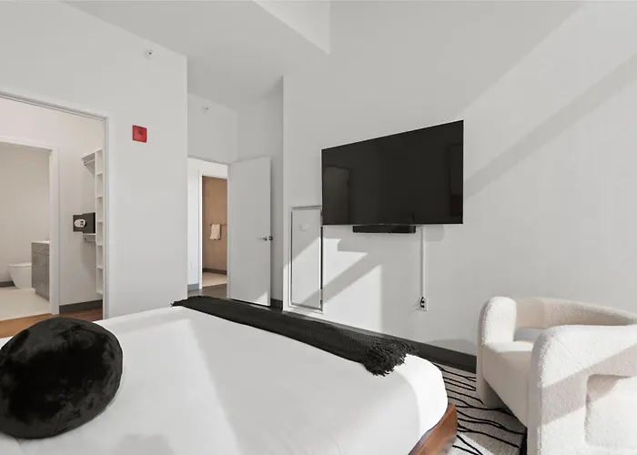 Fulbrix Bright Designer With West Loop Views * Chicago