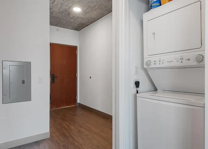 Fulbrix Bright Designer With West Loop Views * Chicago
