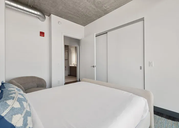 Fulbrix Bright Designer With West Loop Views * Chicago