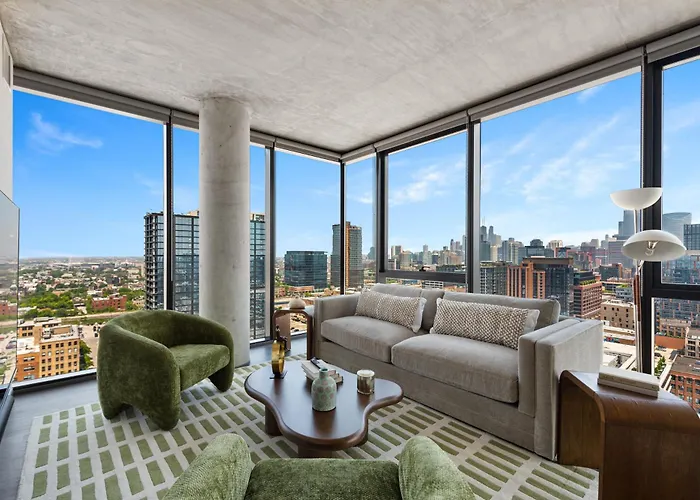 Fulbrix Bright Designer With West Loop Views Chicago