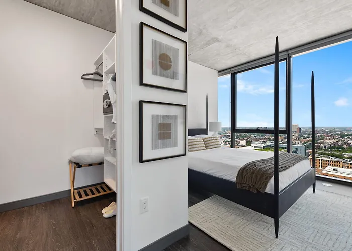 Apartment Fulbrix Bright Designer With West Loop Views Chicago